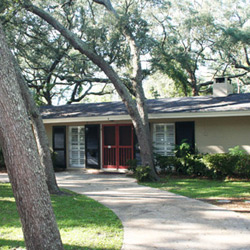 exterior exterior
